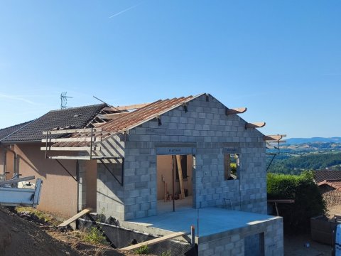 Création d'une extension de maison individuelle à Val d'Oingt