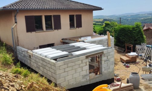 Création d'une extension de maison individuelle à Val d'Oingt